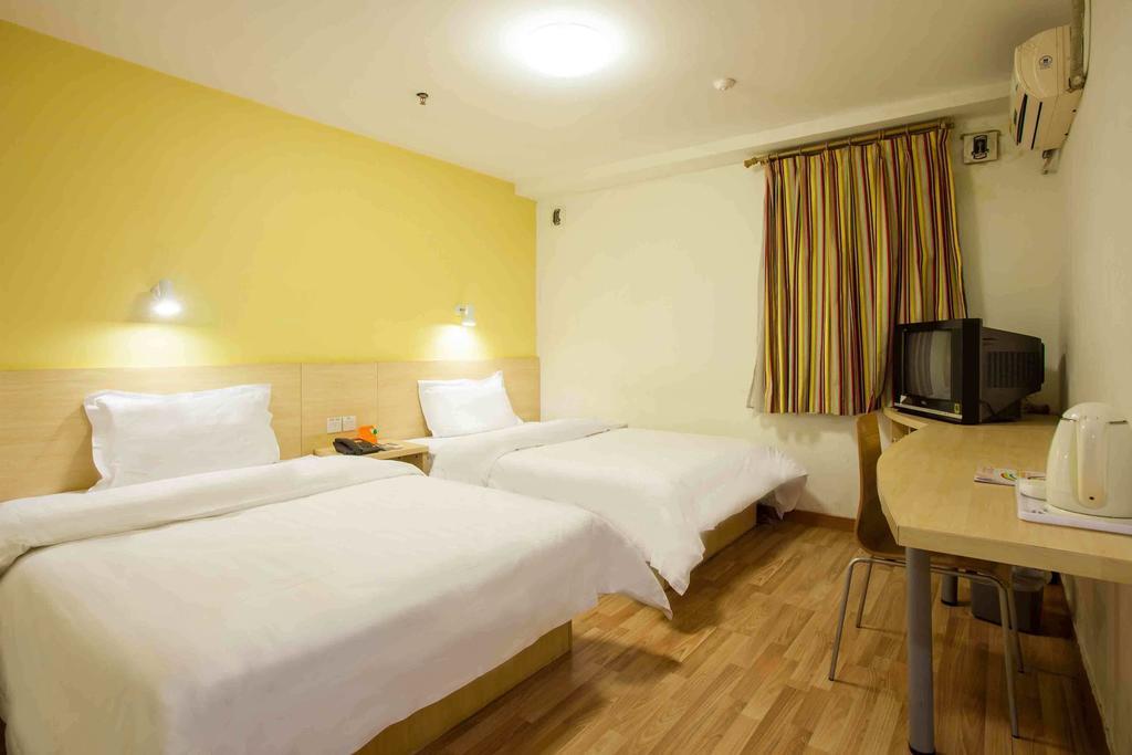 Отель 7Days Premium Chongqing Hongqihegou Номер фото